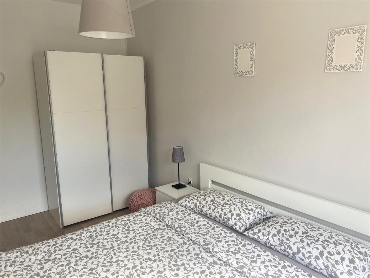 Apartman Irena 2 Dramalj Esterno foto